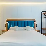 Flatguest Roomtiques Private Rooms