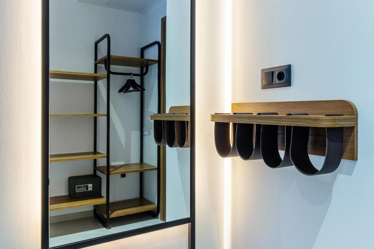 Flatguest Roomtiques Private